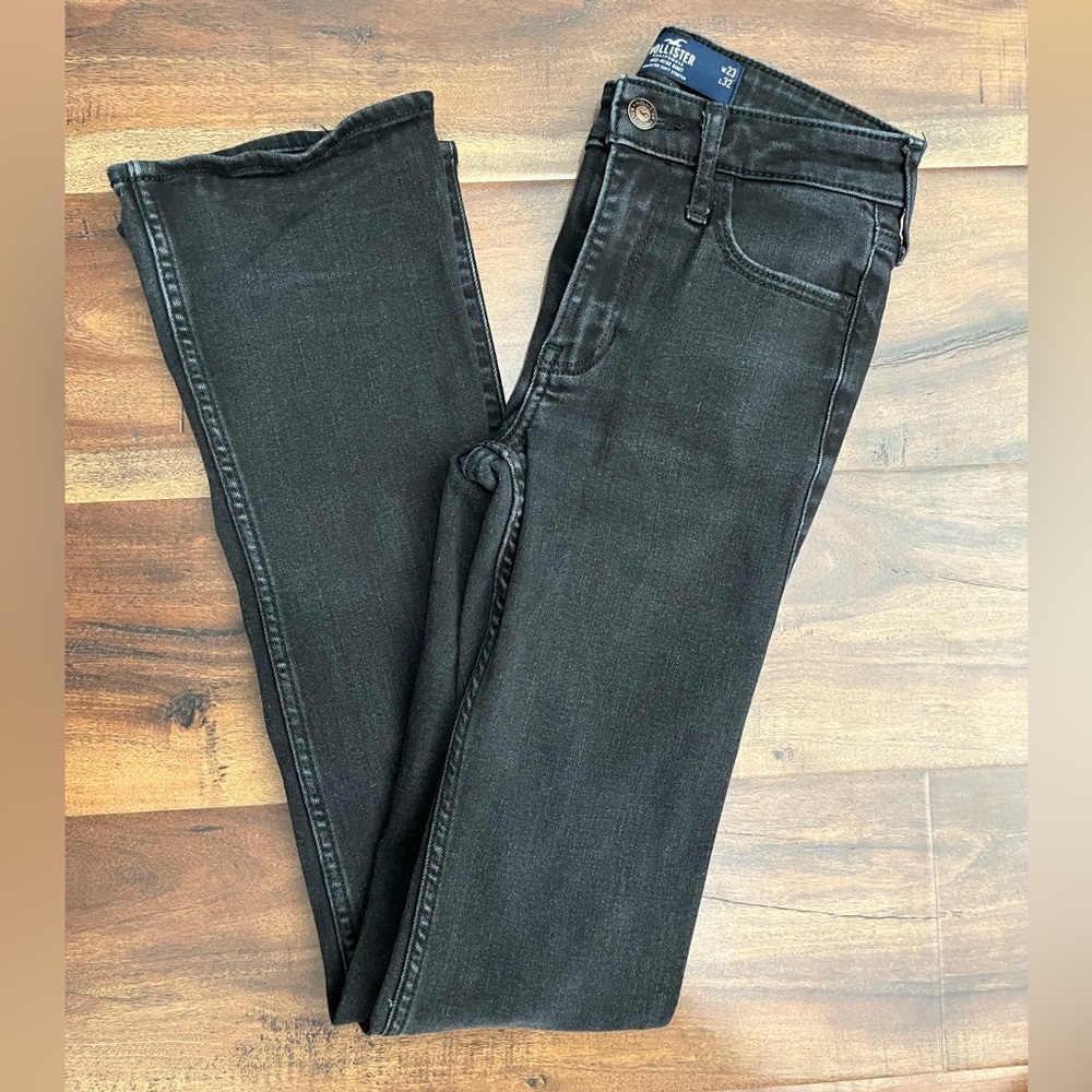 Hollister Mid-Rise Boot Black Jeans